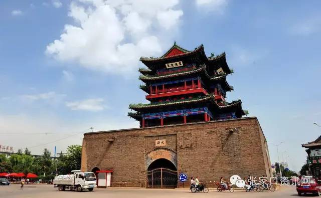 啥时候放开的二胎政策 2015103114241251852257.jpg